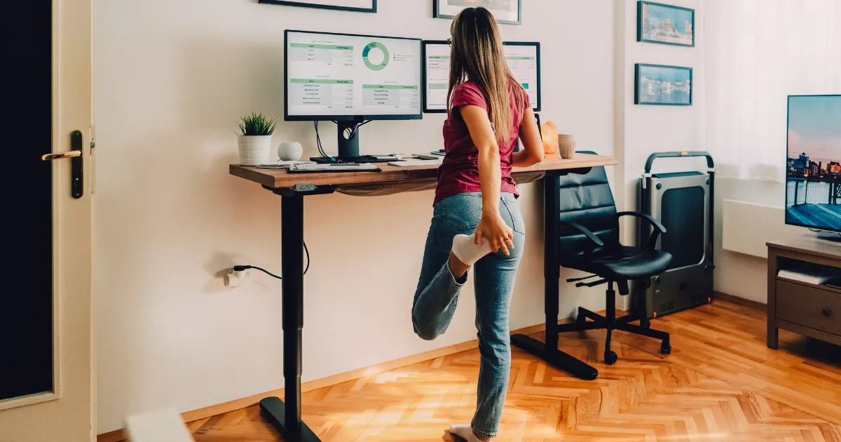 Ergonominen työtila ja ryhtiharjoitukset istumatyön tukena